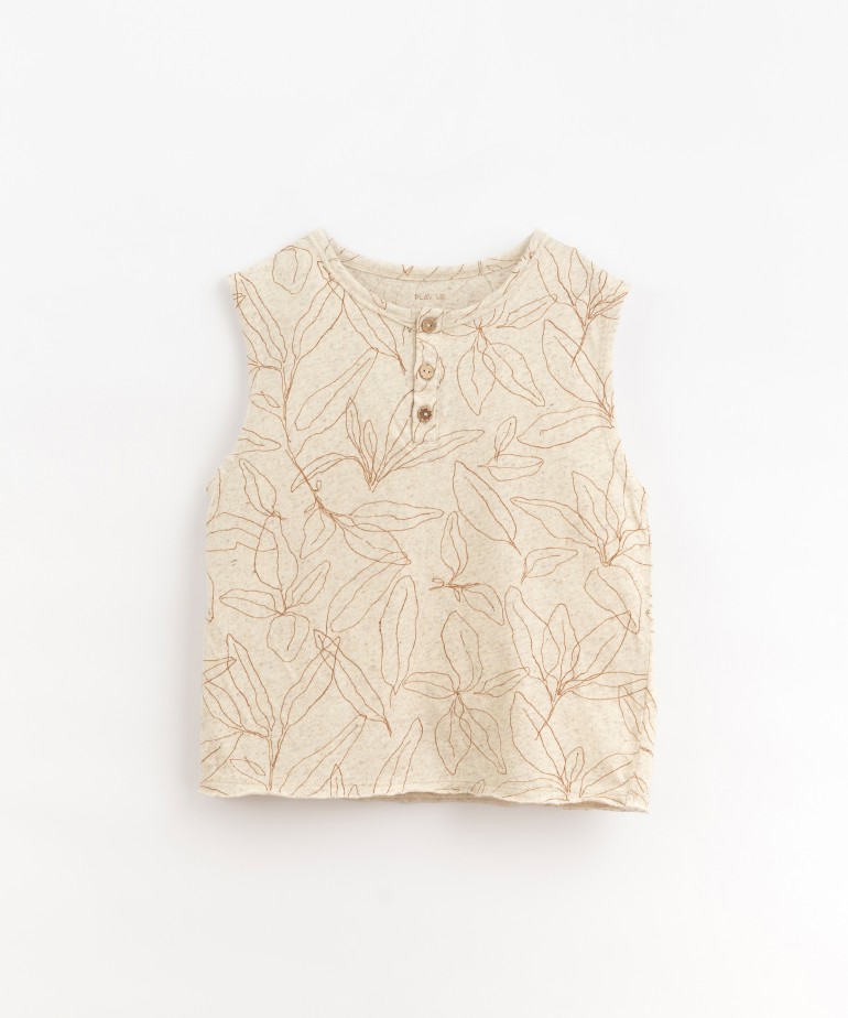 Sleeveless T-shirt in mixture of organic cotton and hemp