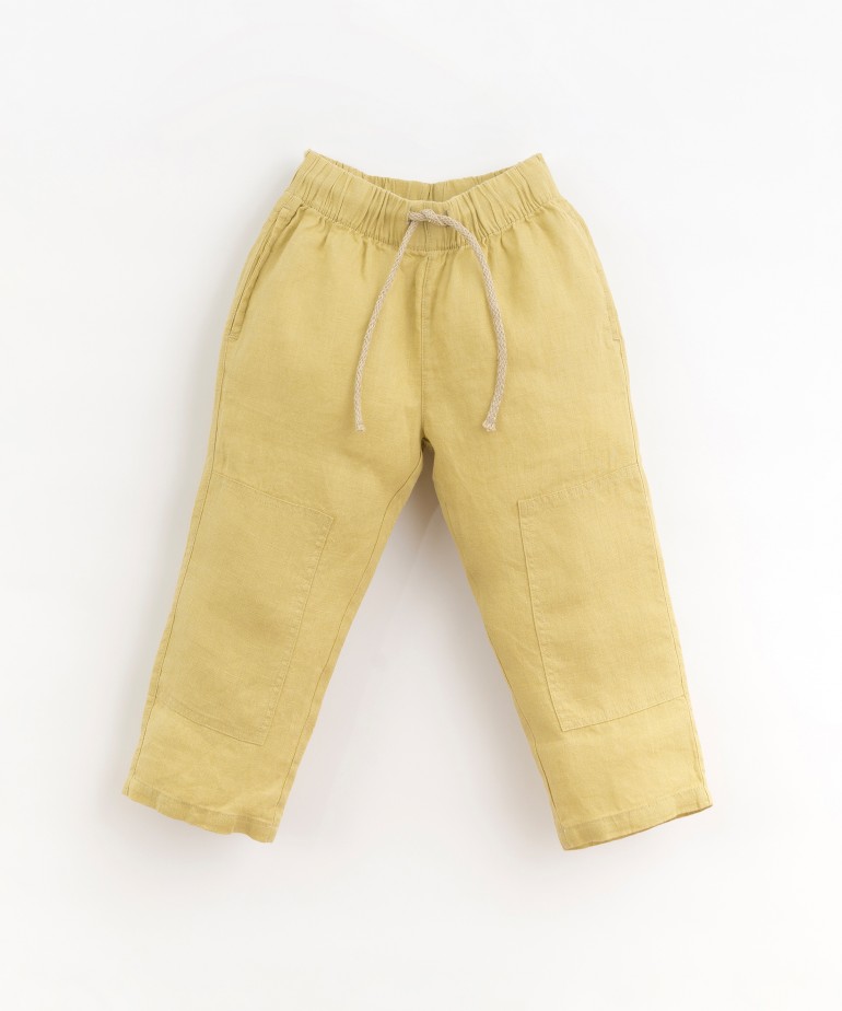 Pantaloni di lino con dettaglio a inserto