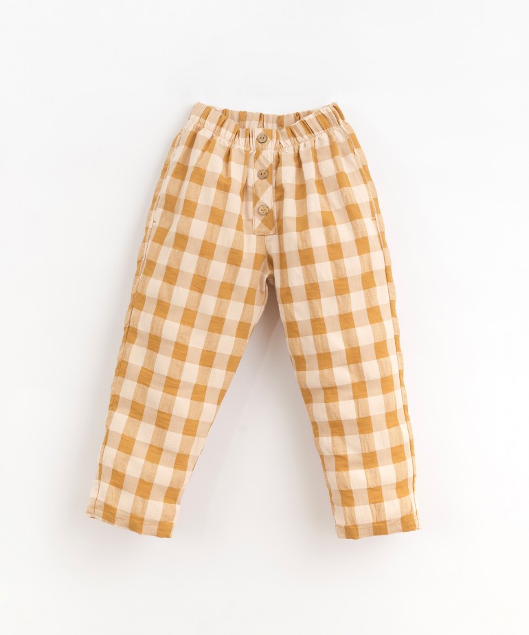 Trousers with vichy pattern 