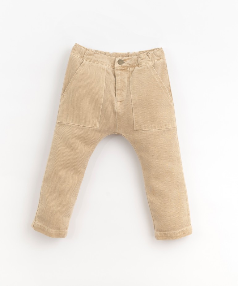 Pantalón de sarga de algodón con bolsillos