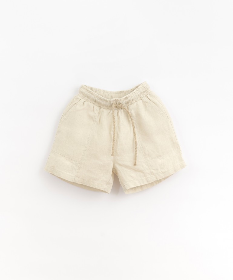 Linen shorts with pockets 