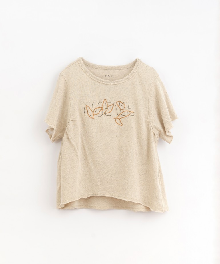 T-shirt mistura de algodão orgânico e linho com ilustração