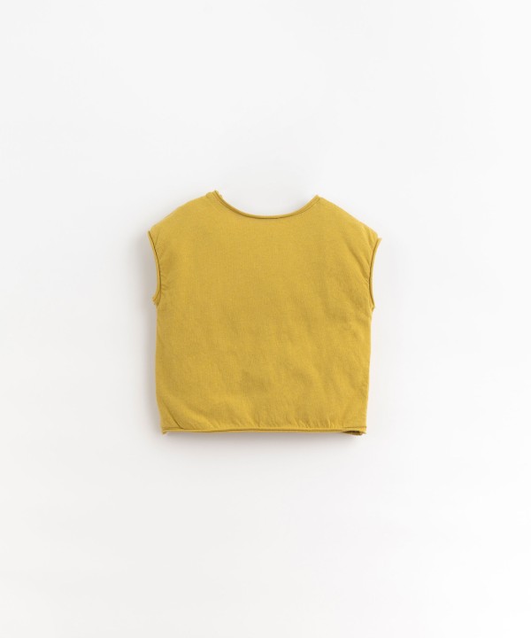 T-shirt com mistura de algodão orgânico e linho