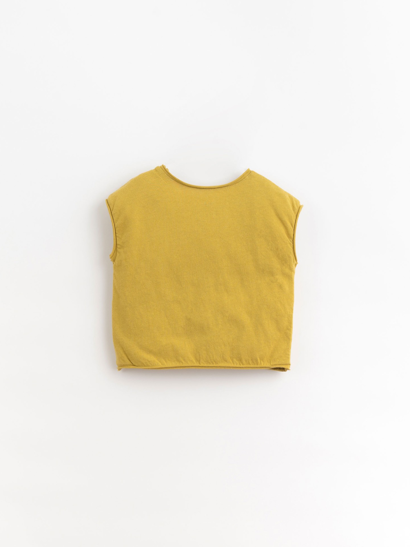 T-shirt com mistura de algodão orgânico e linho