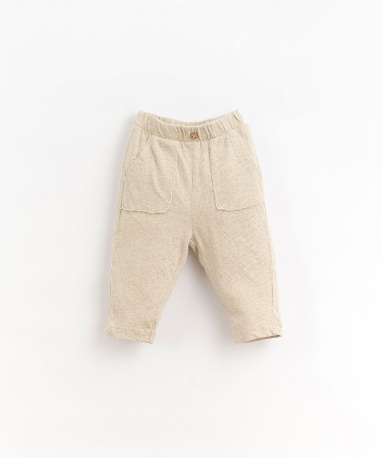 Pantalon avec un mlange de coton biologique et de lin