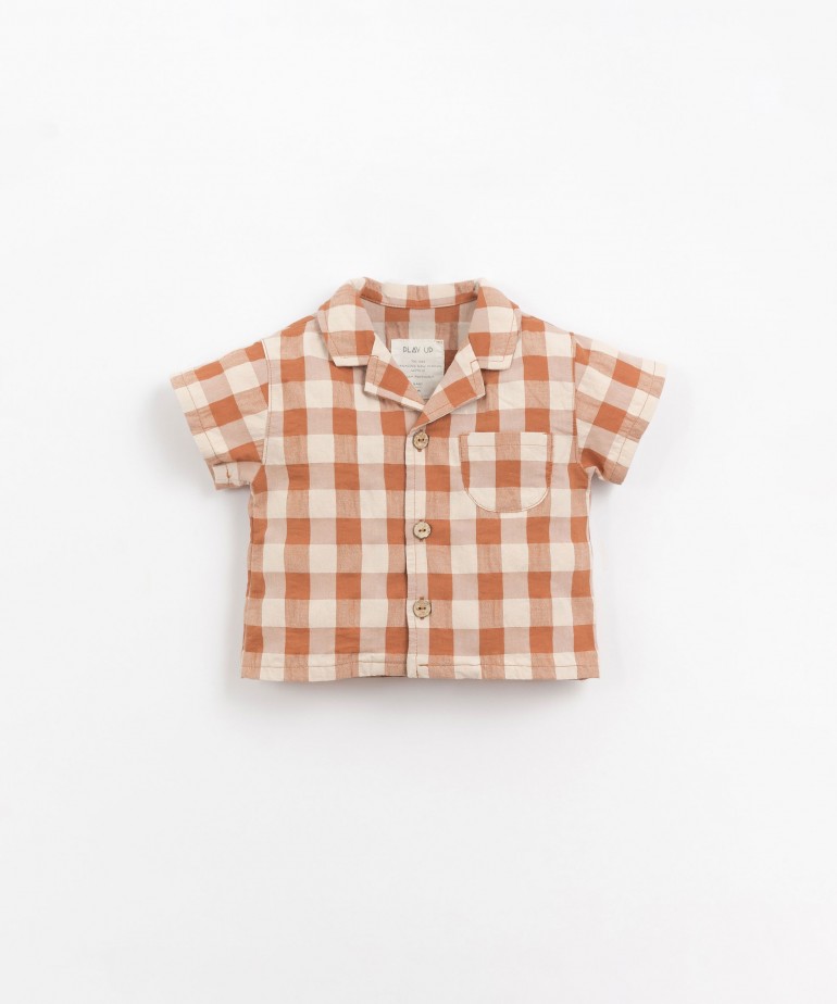 Woven shirt with vichy patterns