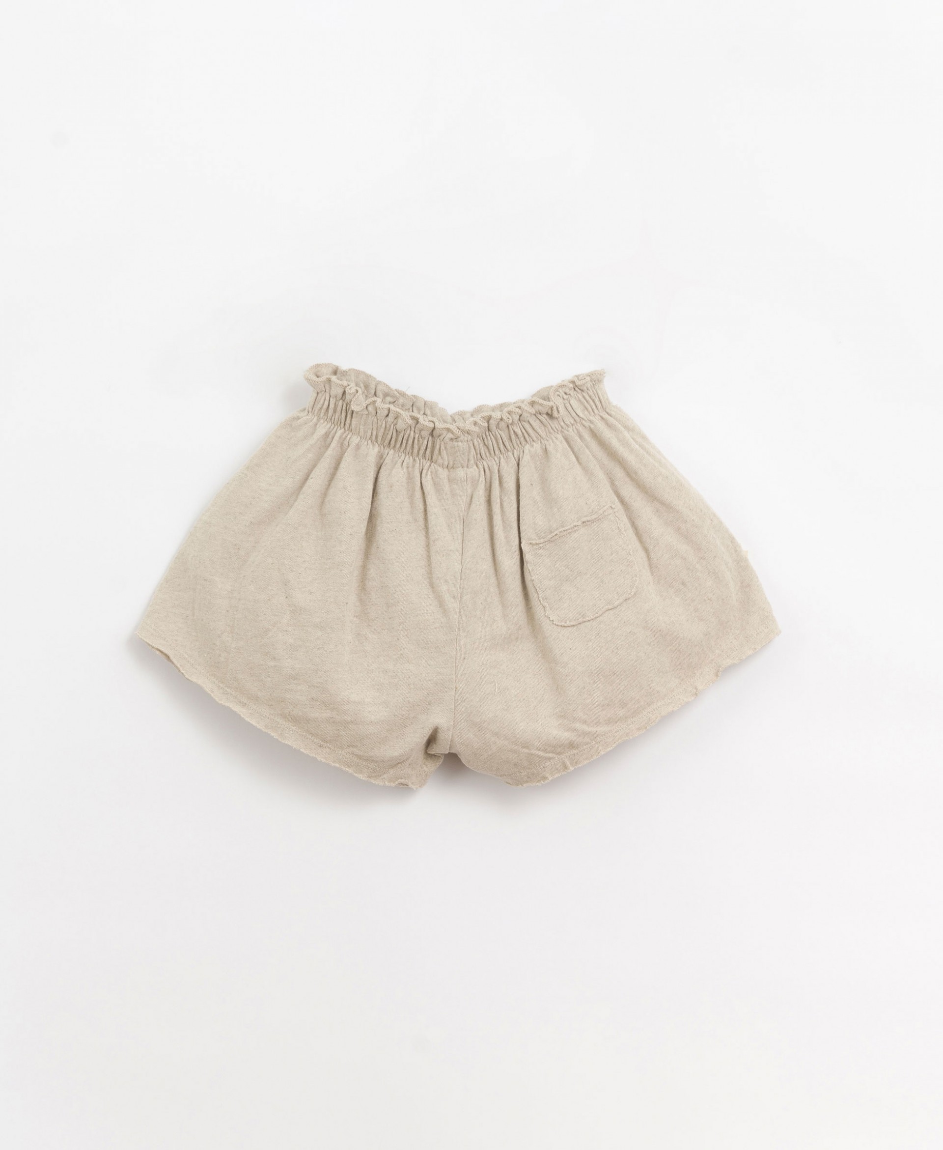 Shorts with decorative coconut button | Organic Care