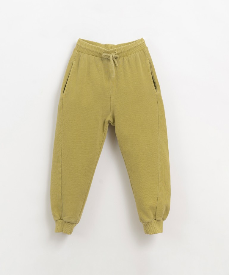 Jersey stitch trousers with pockets