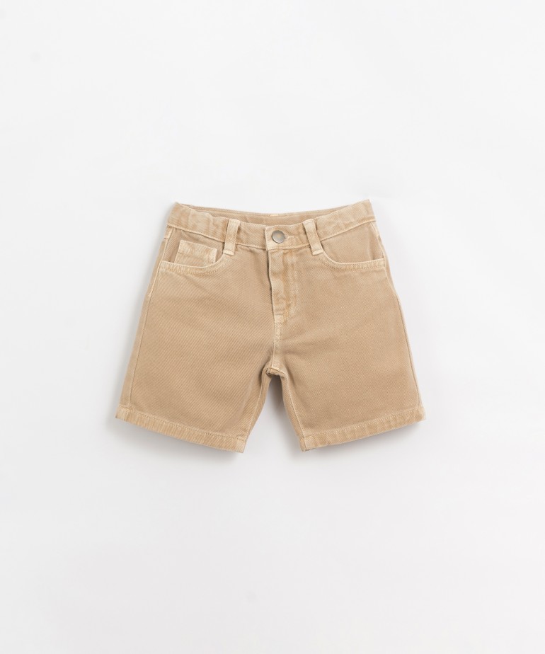 Serge shorts with pockets