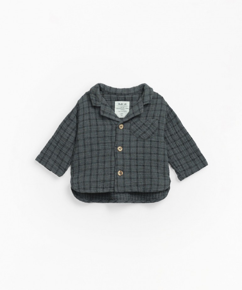 Camisa de tecido em algodo orgnico