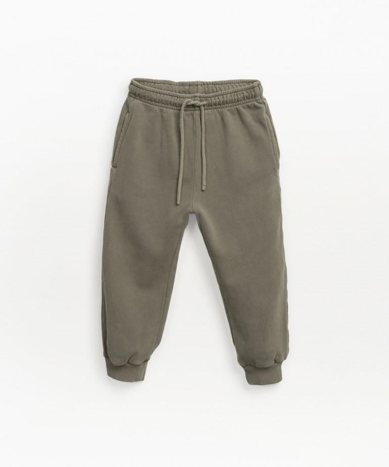 Jersey stitch trousers made of a mixture of cotton and organic cotton