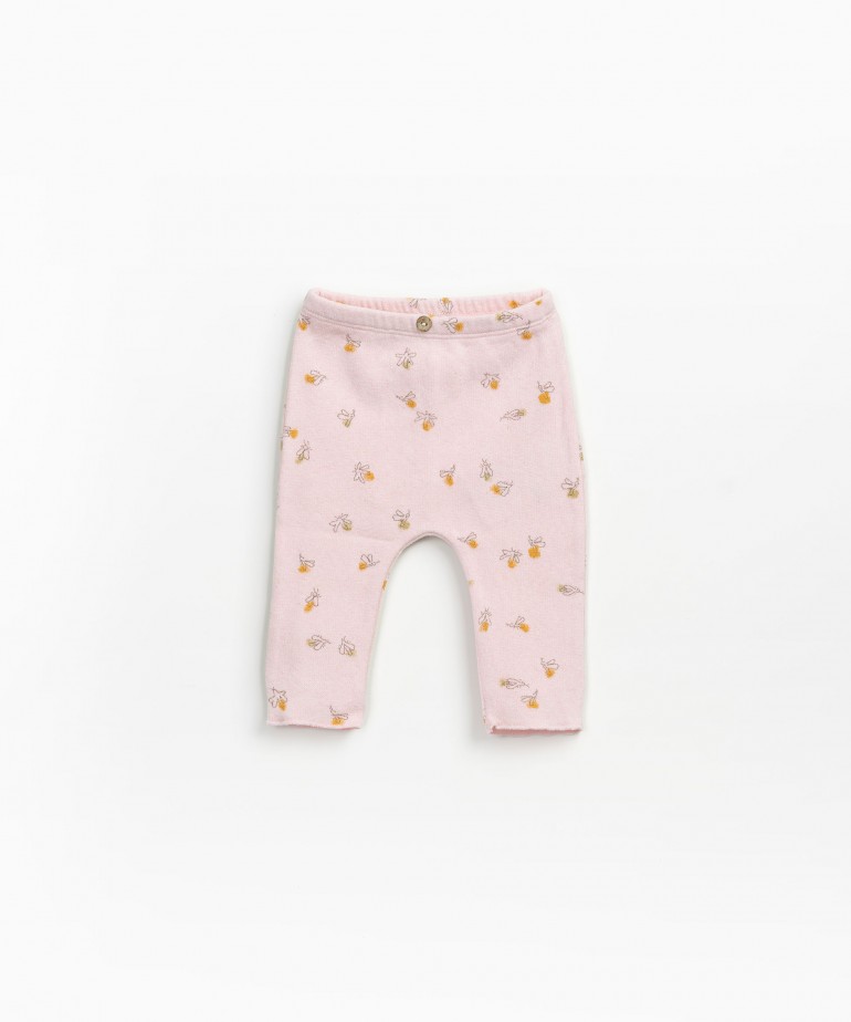 Trousers in mixture of organic cotton and recycled cotton