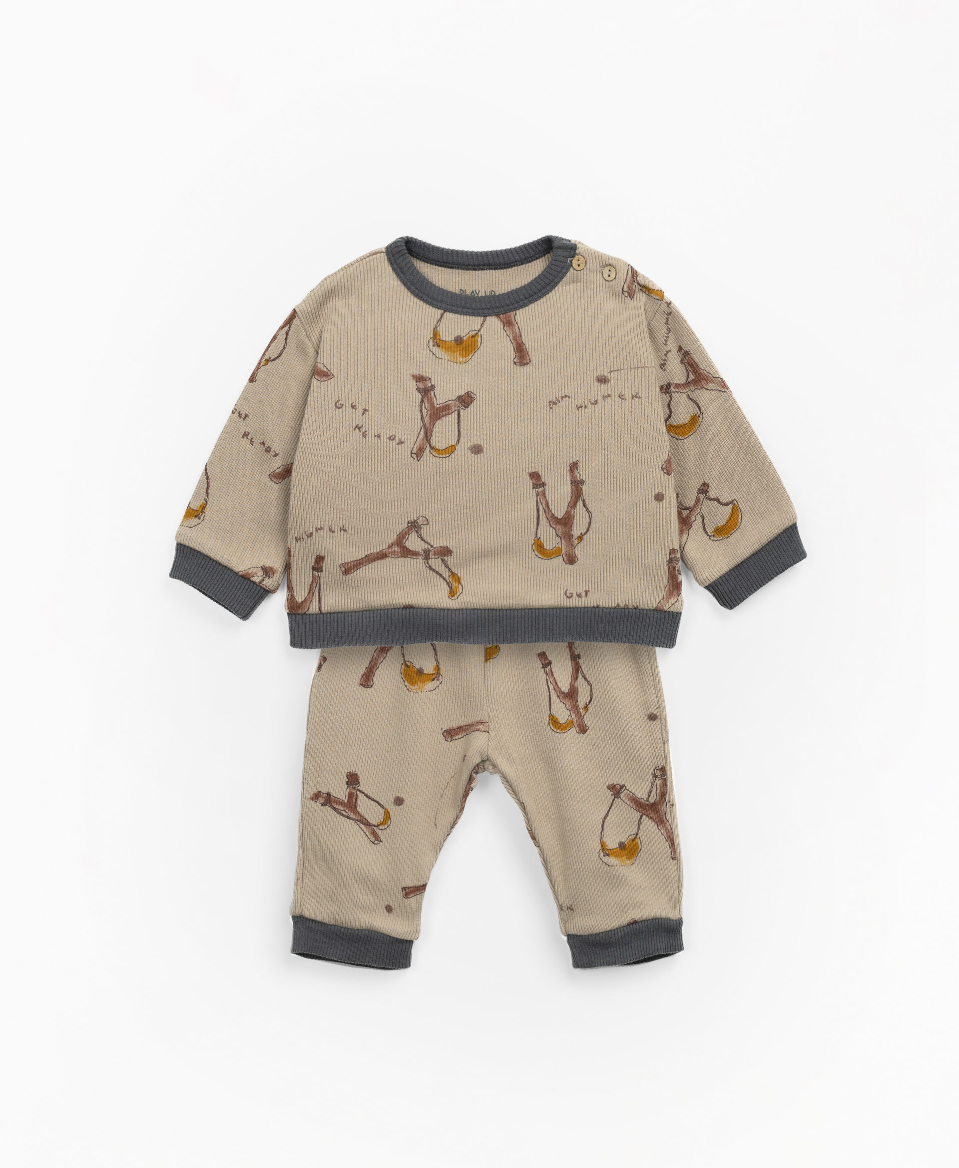Pyjamas with slingshot print | Mother Lúcia