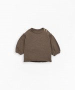 Jersey-stitch T-shirt with coconut buttons on the shoulder | Mother Lcia