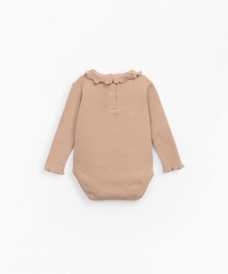 Body em malha canelada
