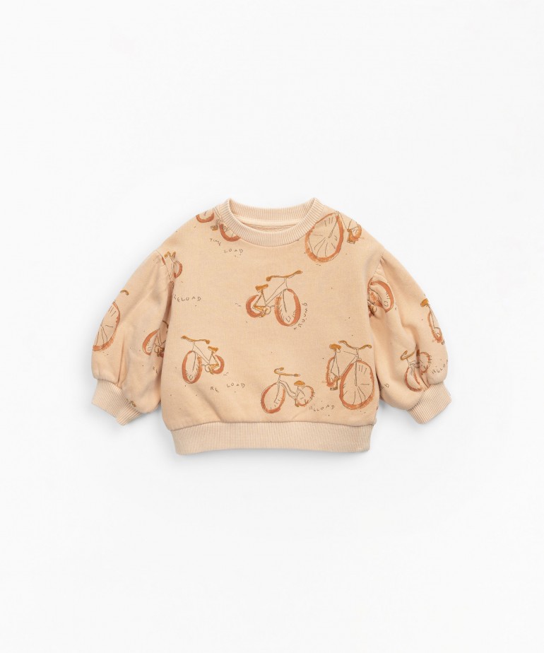 Sweater with natural dye and bicycles print
