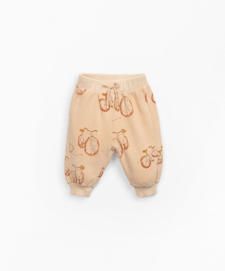 CAL�A FELPA ESTAMPADA