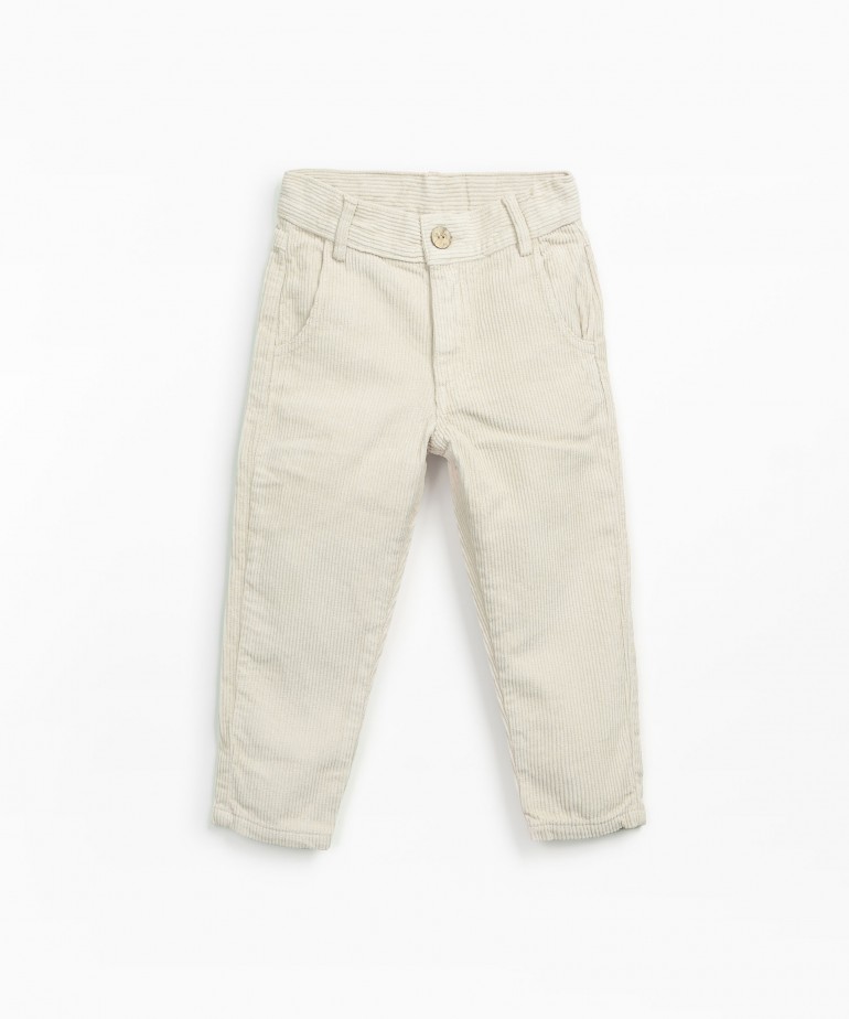 Pantalon en velours côtelé en coton biologique avec poches