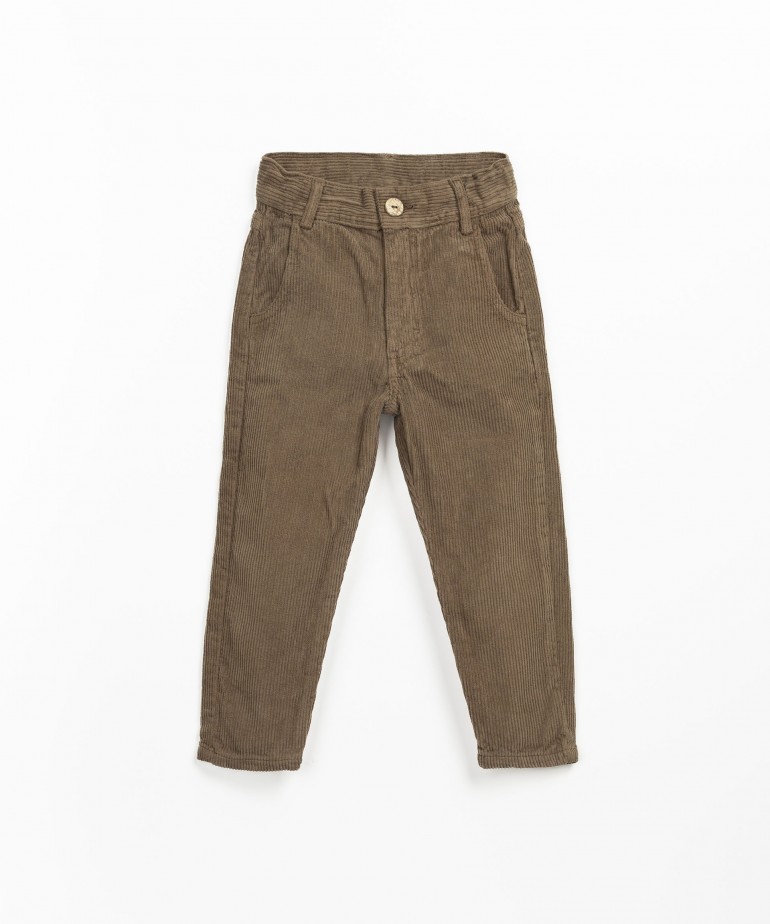 Corduroy trousers in organic cotton with pockets