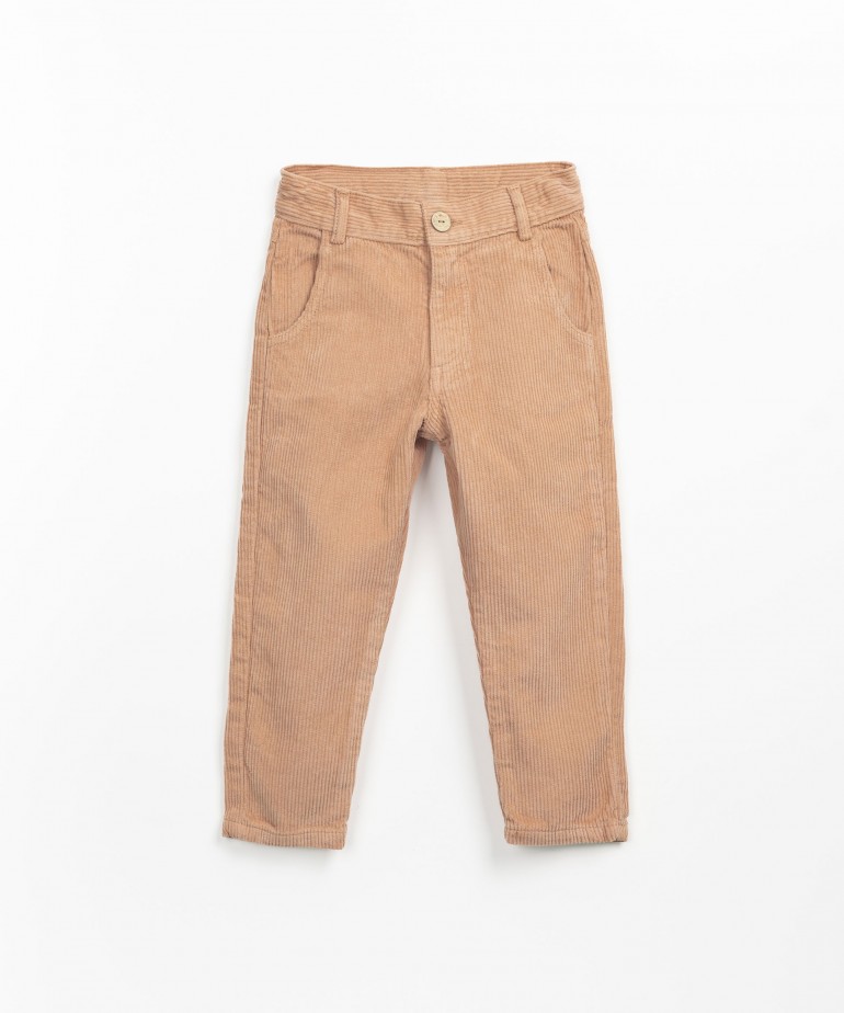 Corduroy trousers in organic cotton with pockets