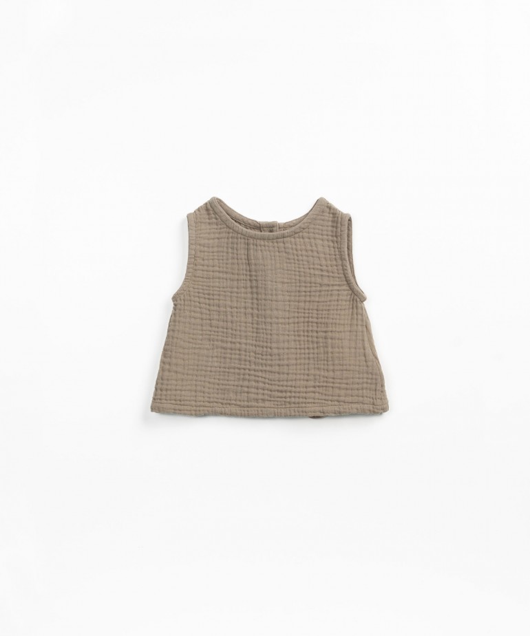 Woven blouse in organic cotton