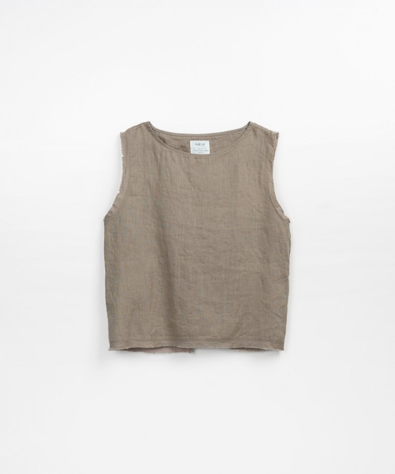 Linen top with double layered back