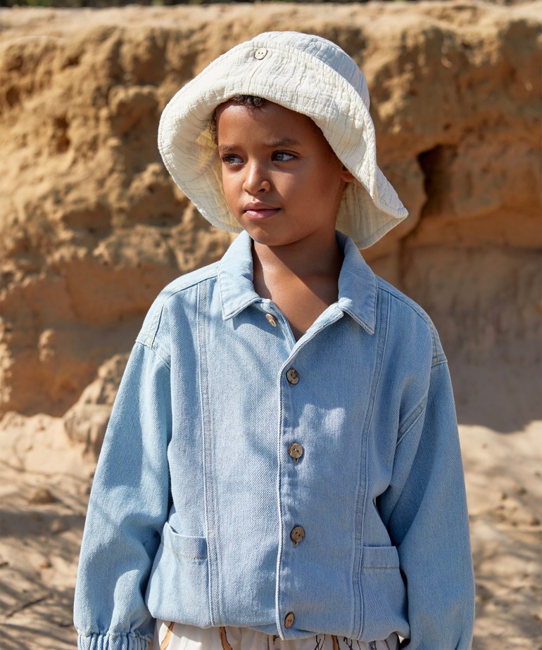 Cappello in tessuto con lembi