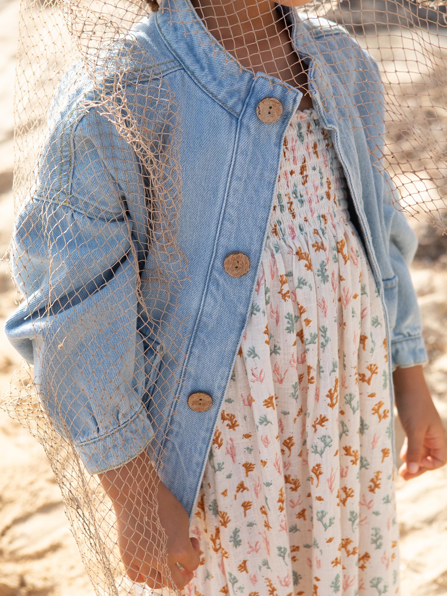 Veste en jean à ourlet effiloché