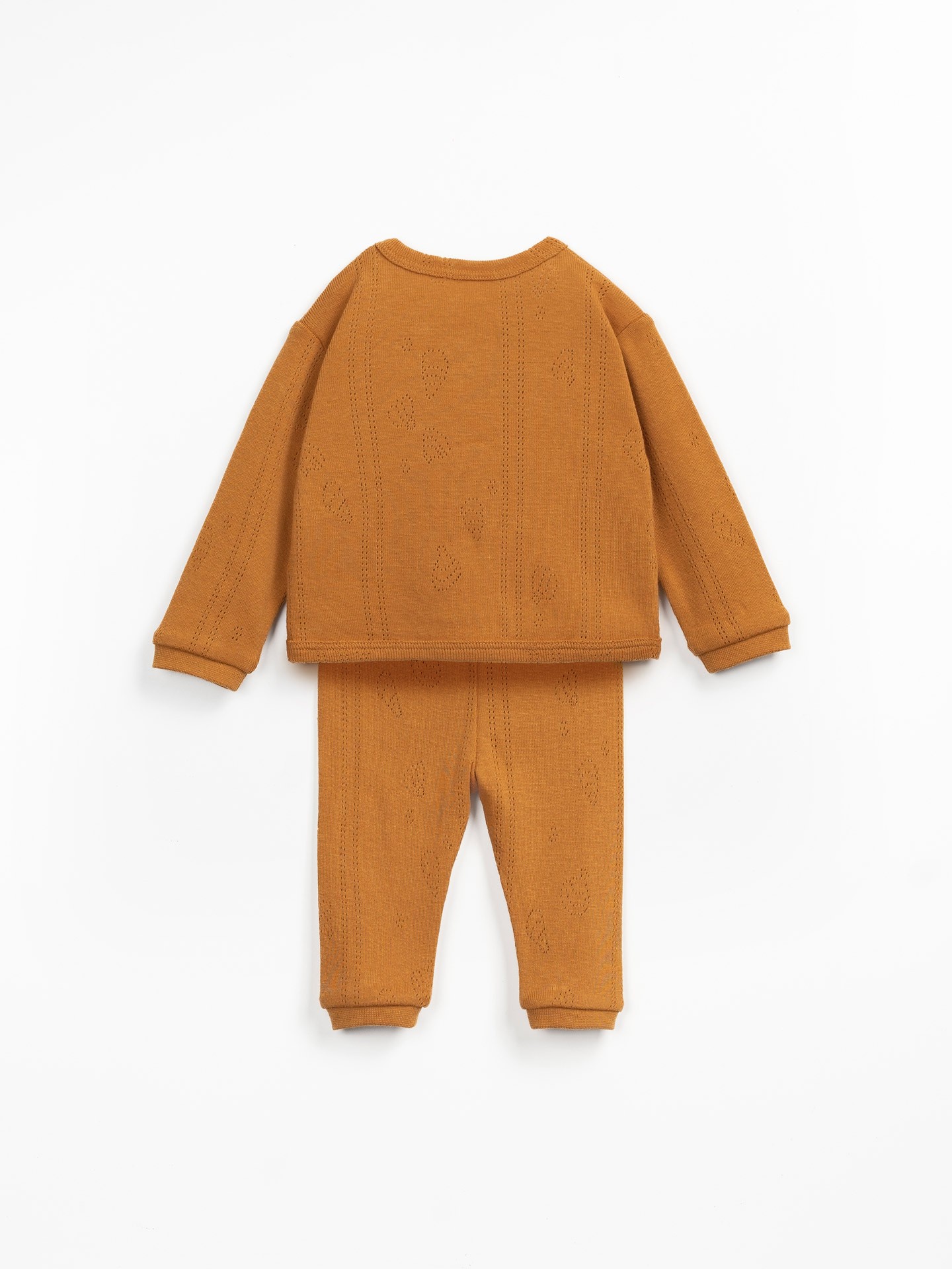 CONJUNTO PLAYERA + PANTALÓN AJOUR