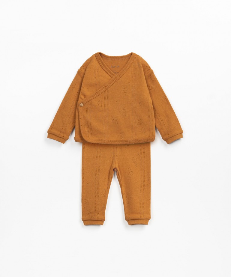Organic cotton jersey and trouser outfit