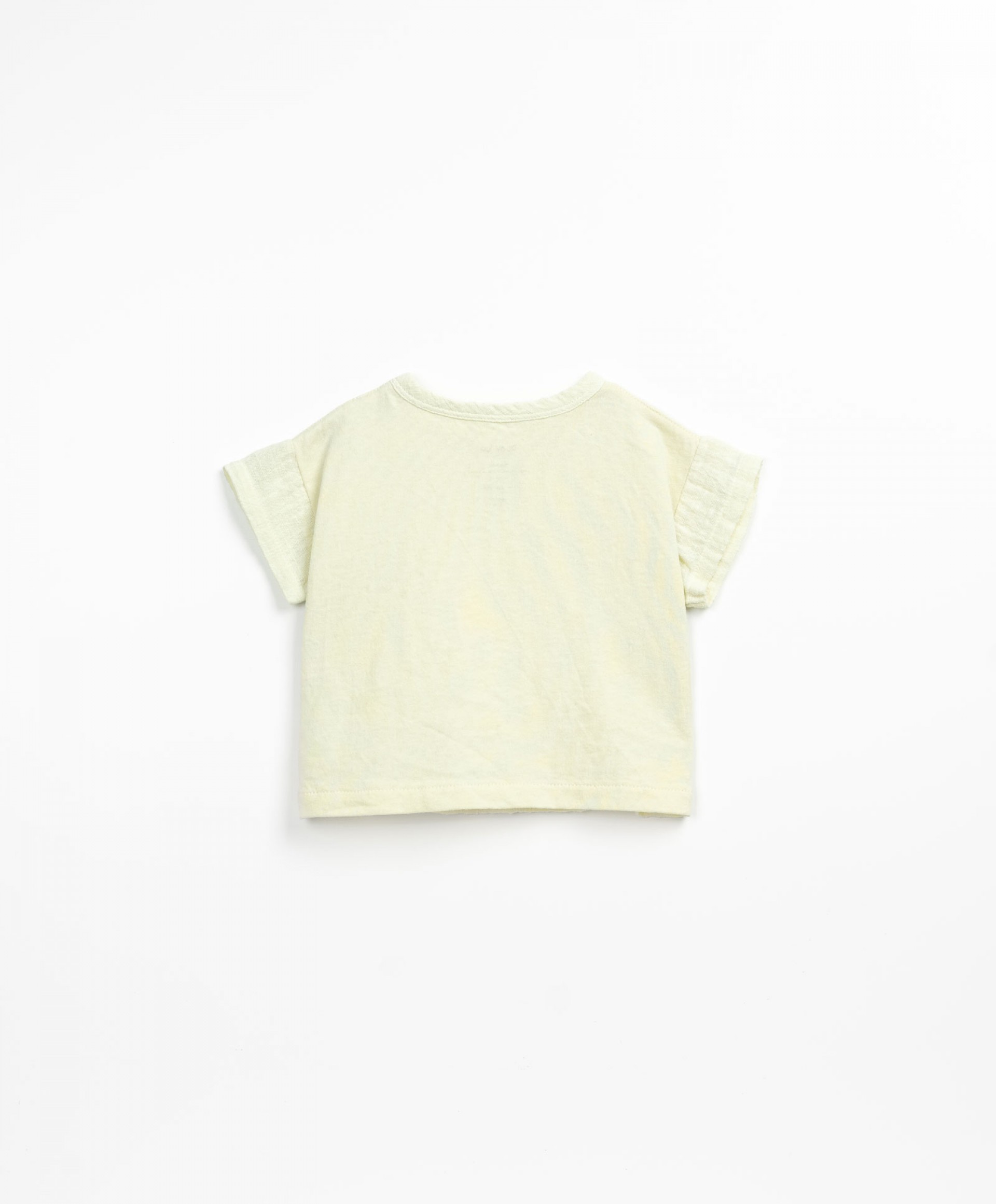 T-shirt in a mixture of organic cotton and recycled cotton. | Textile Art