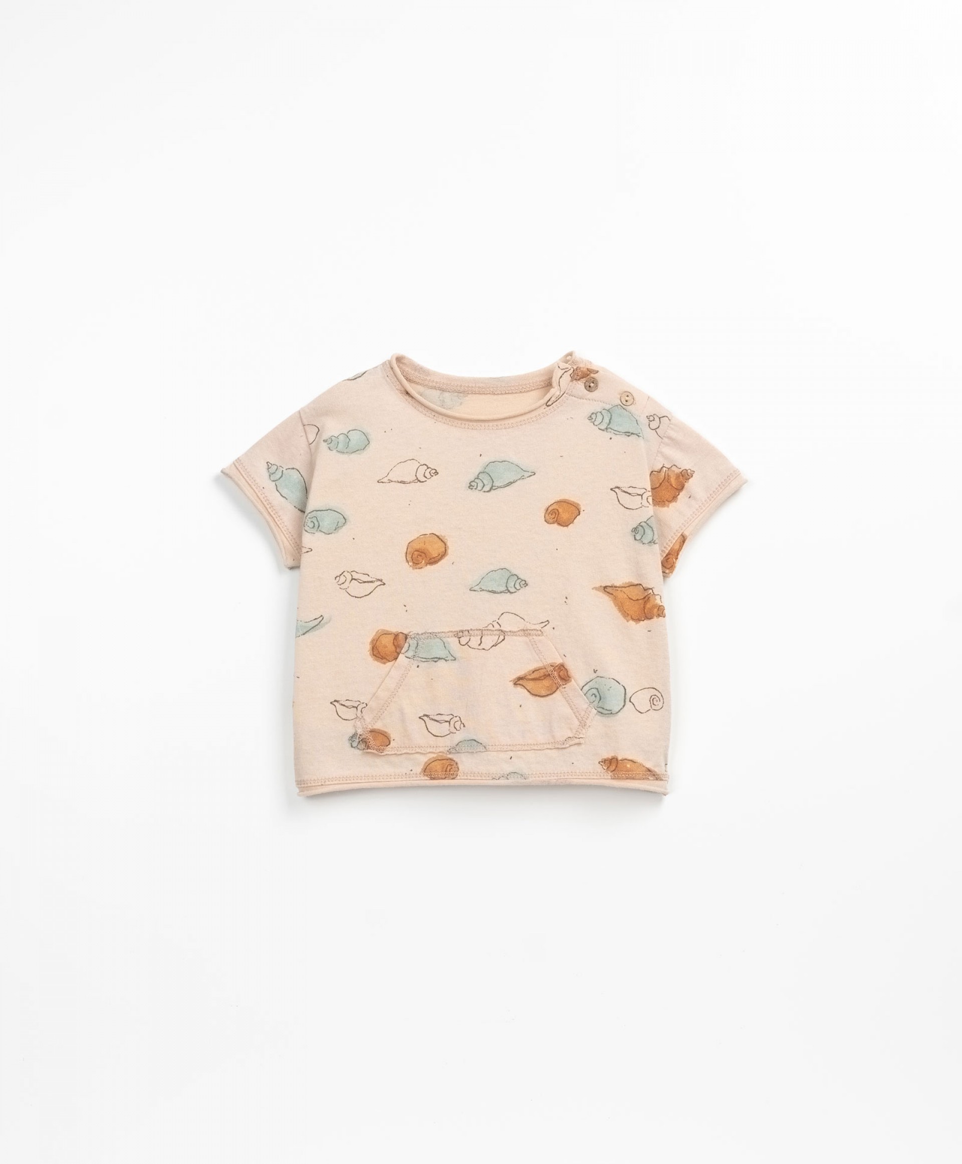 Camiseta con estampado de caracolas | Textile Art