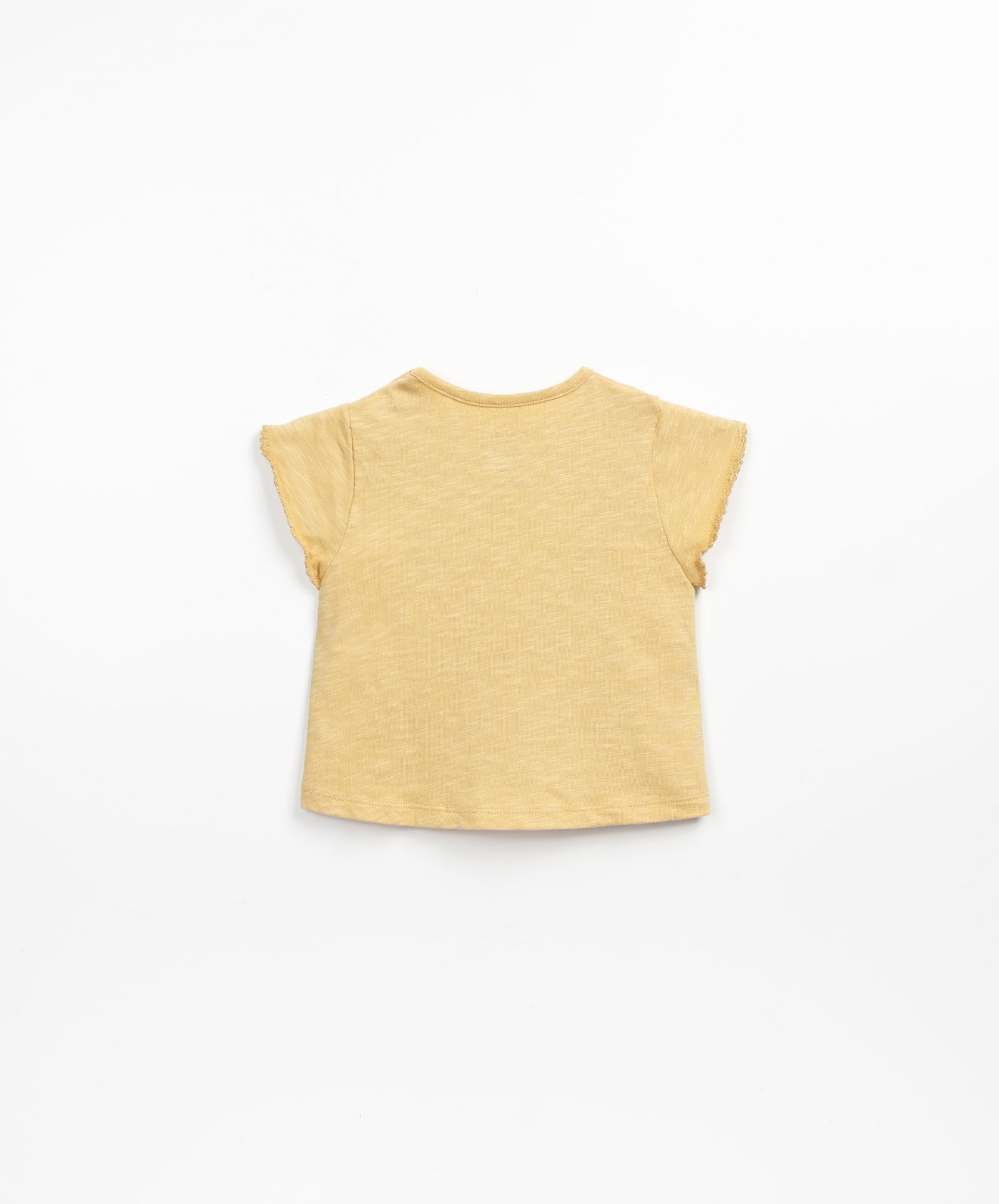 T-shirt en coton biologique avec des boutons sur l'paule | Textile Art