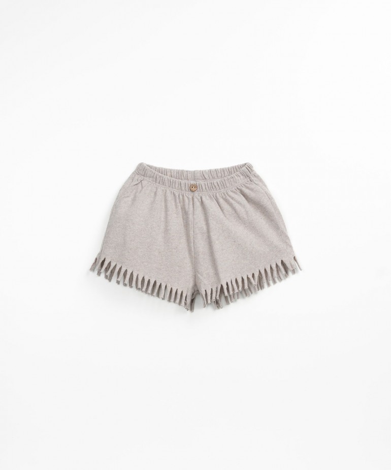 Shorts with fringes