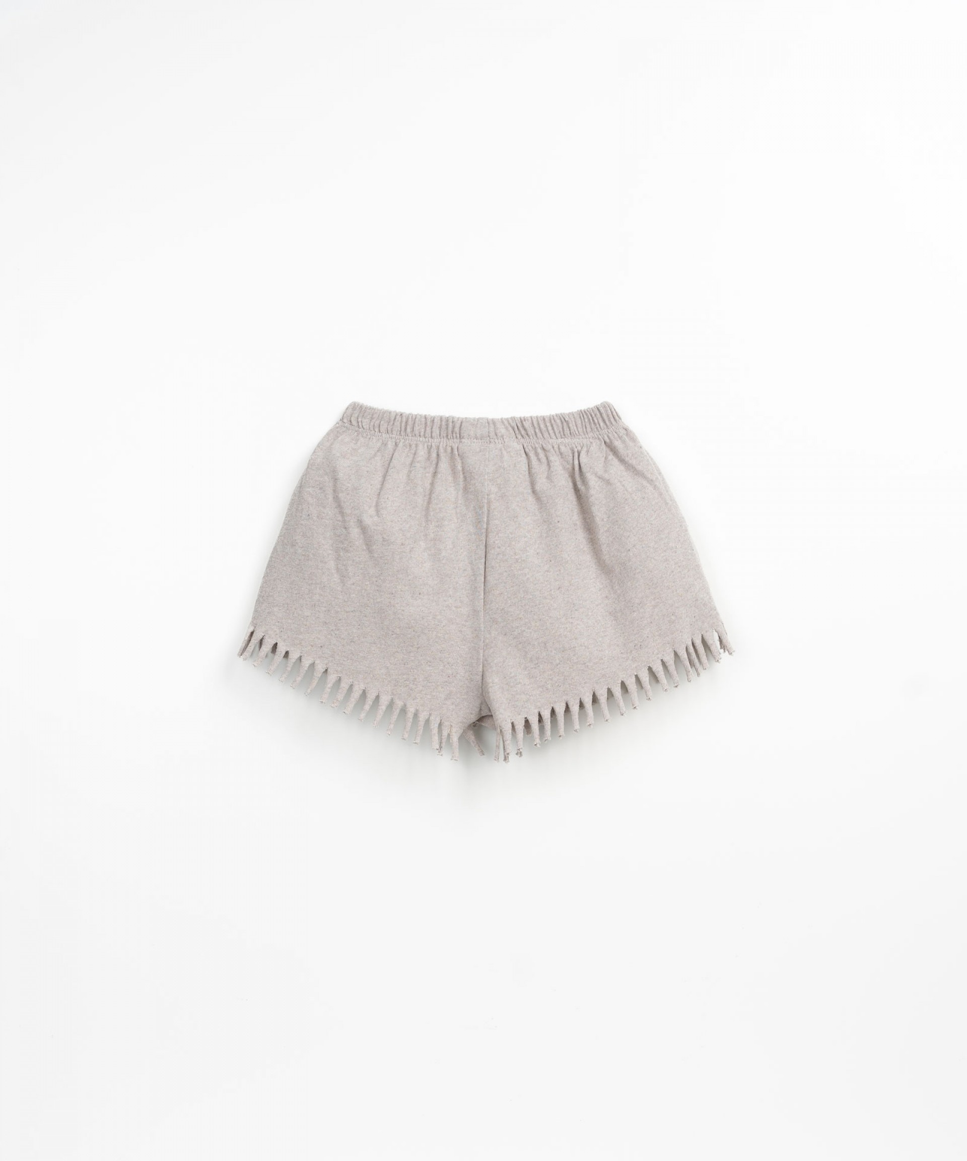 Pantaln corto con hilo Re(Play) | Textile Art
