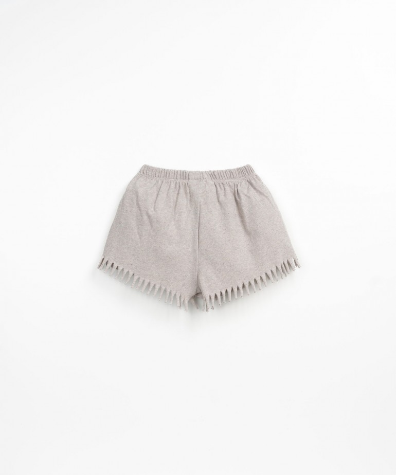 Shorts with fringes