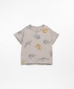 T-shirt com boto de coco | Textile Art