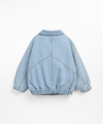 Veste en jean avec des boutons en coco | Textile Art