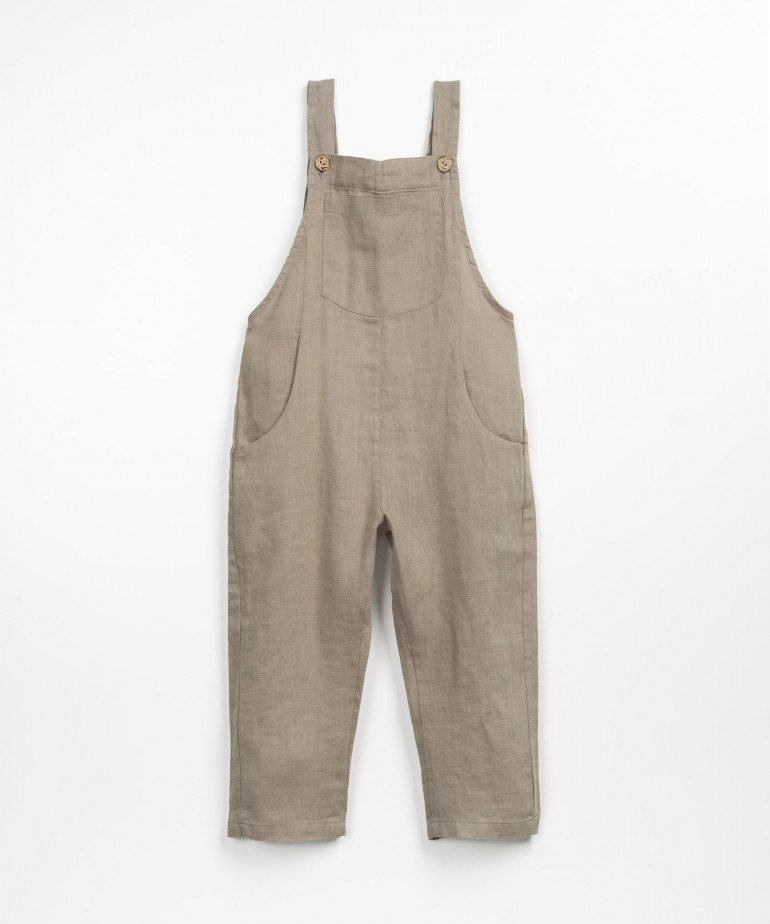 Linen jumpsuit with pockets