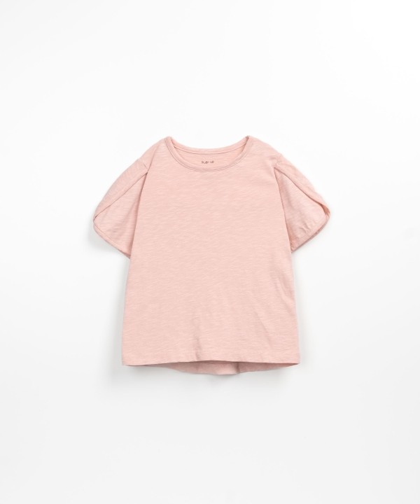 T-shirt avec ouverture aux manches