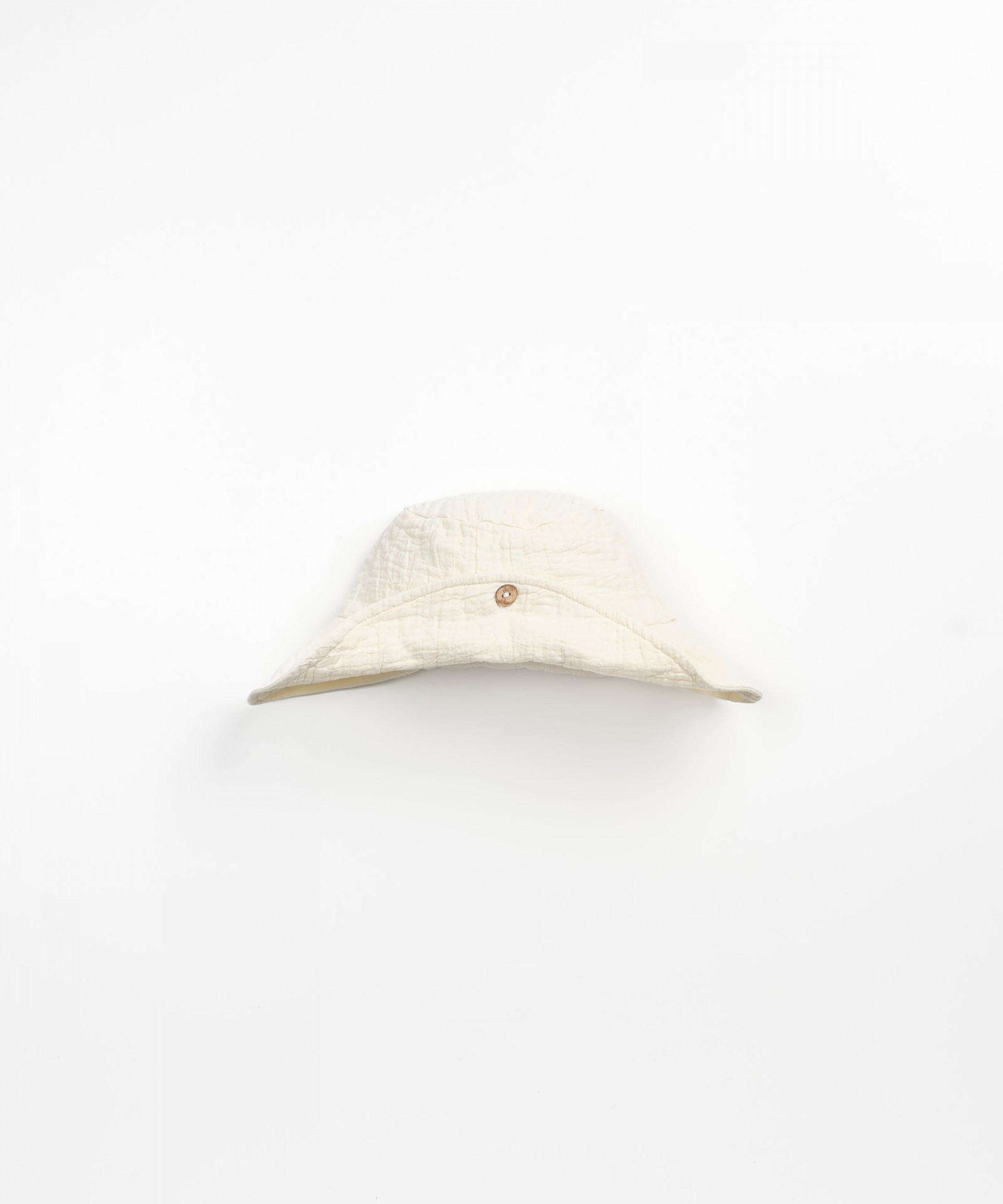 Chapeau avec rabats en coton | Textile Art