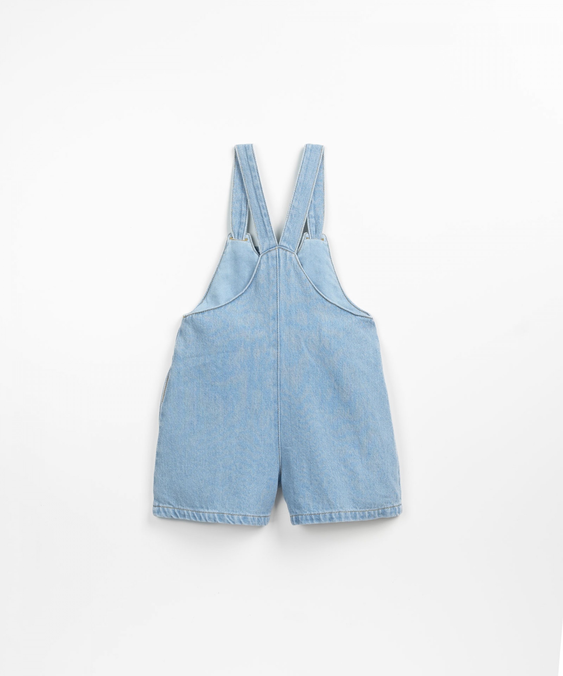 Salopette en jean avec des poches | Textile Art