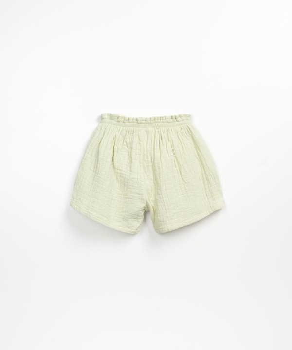 WOVEN SHORTS