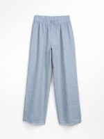 Pantalon en lin avec un d�tail effiloch�