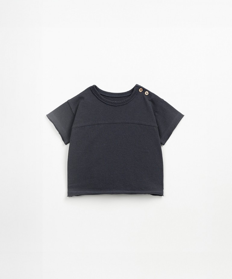 T-shirt de algodo orgnico e algodo reciclado