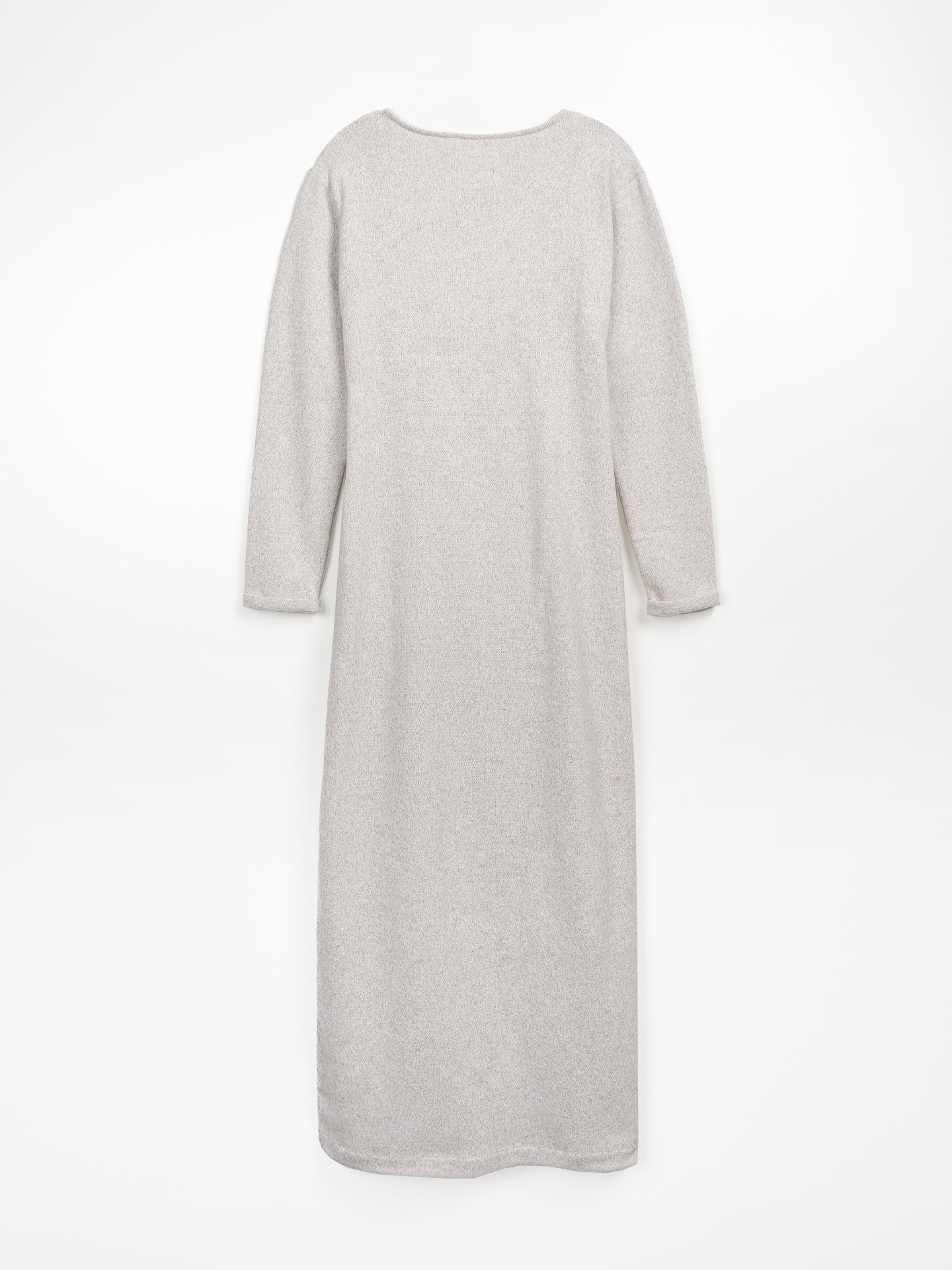 Knit dress with recycled fibers