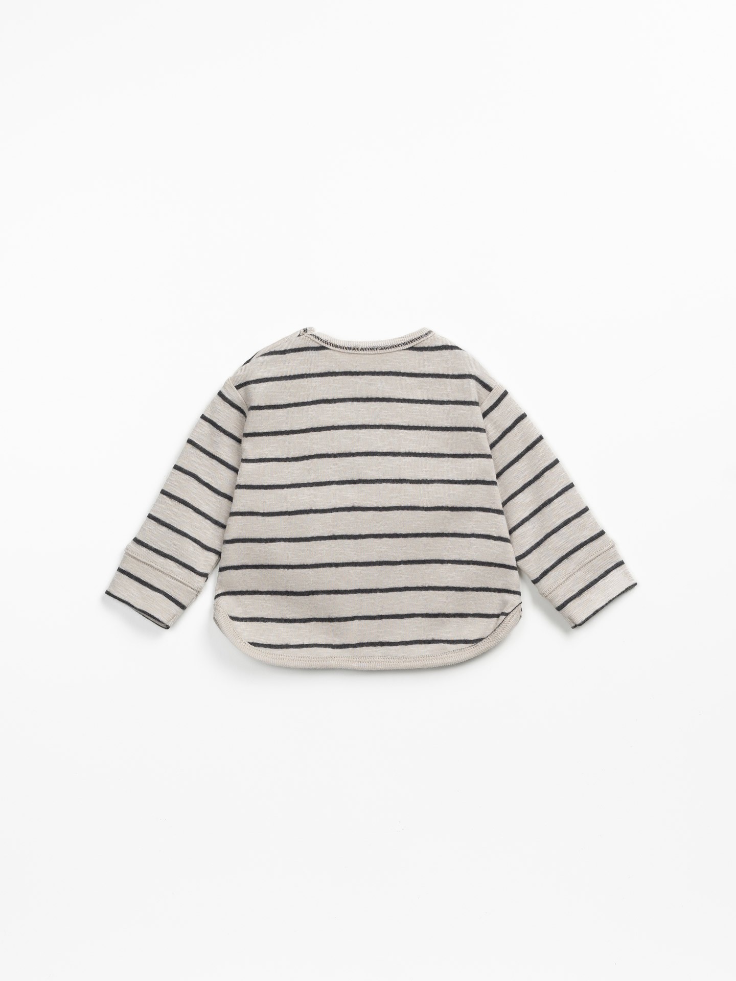 Striped t-shirt with a small chest pocket