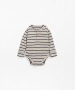 Striped bodysuit with coconut buttons | Wooden Memories