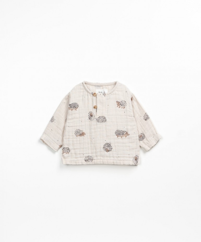 Shirt with hedgehog print