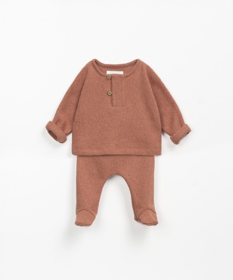 Sweater and pants set with Re(Play) yarn